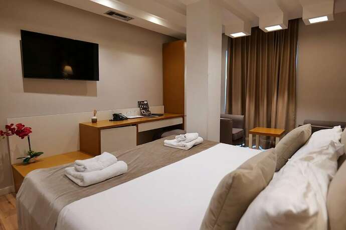 Imagen general del Hotel Queen, Tirana. Foto 6