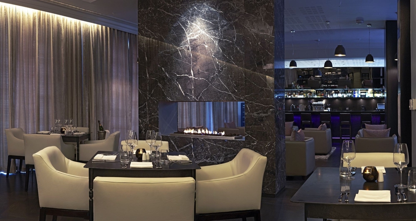 Imagen del bar/restaurante del Hotel Queen Victoria Hotel and Manor House by NEWMARK. Foto 5