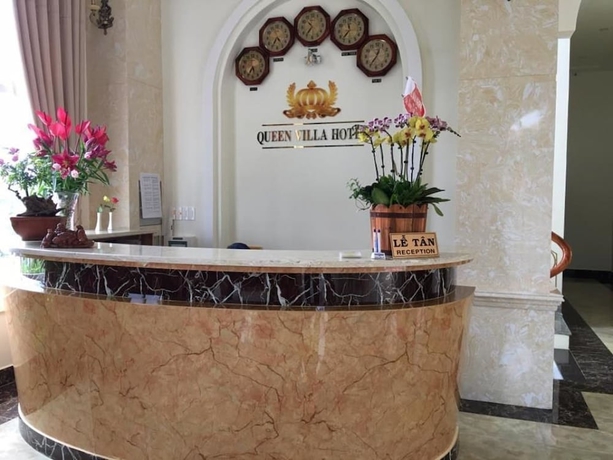Imagen de los interiores del Hotel Queen Villa. Foto 19