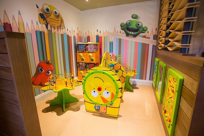 Imagen de los interiores del Hotel Queen of the Loch, Balloch by Marston\'s Inns. Foto 18