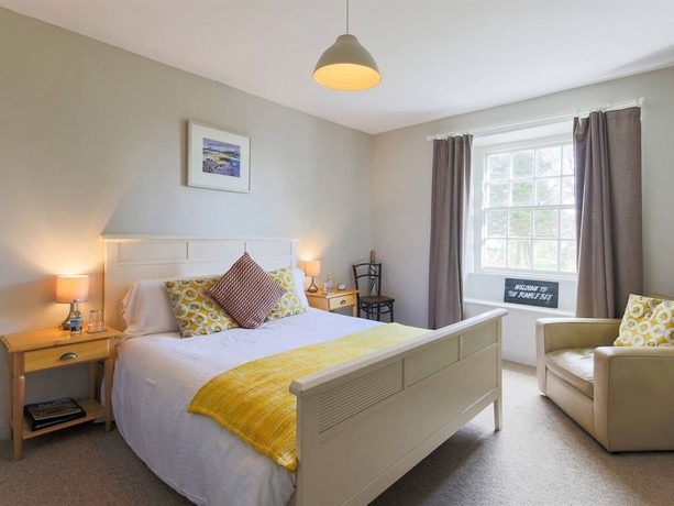 Imagen de la habitación del Hotel Queens Arms. Foto 2