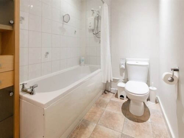 Imagen de la habitación del Hotel Queens Arms. Foto 17