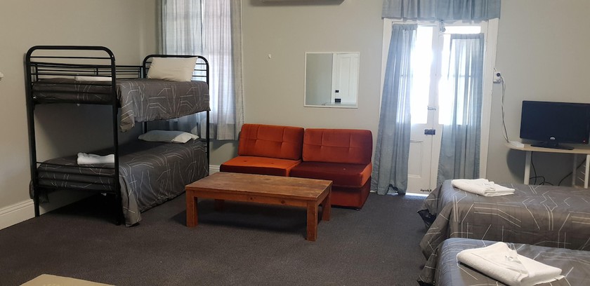 Imagen de la habitación del Hotel Queens Arms, Roma. Foto 17
