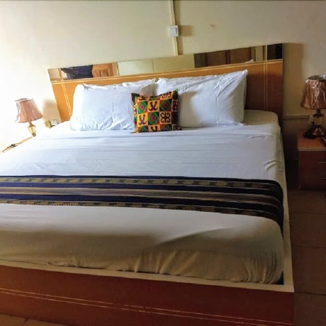 Imagen de la habitación del Hotel Queens, Ashaiman. Foto 2