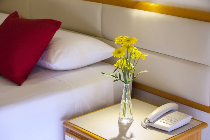 Imagen de la habitación del Hotel Queen's Bay. Foto 7