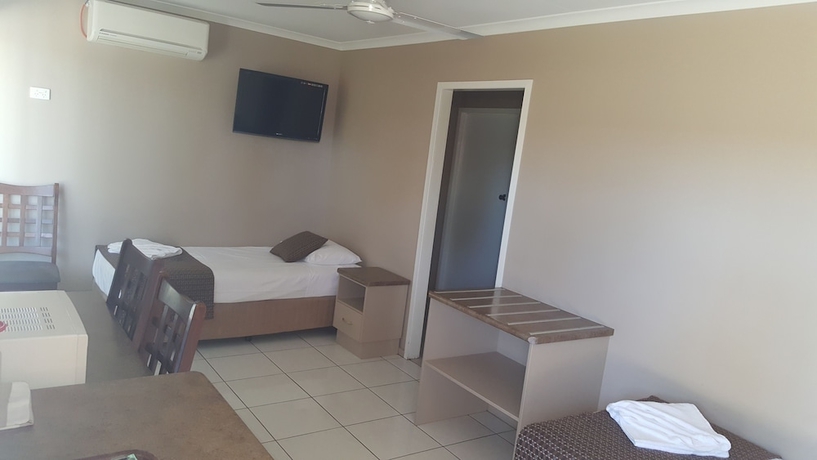 Imagen de la habitación del Hotel Queens Beach Motor. Foto 6