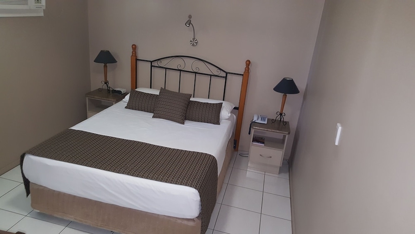 Imagen de la habitación del Hotel Queens Beach Motor. Foto 7