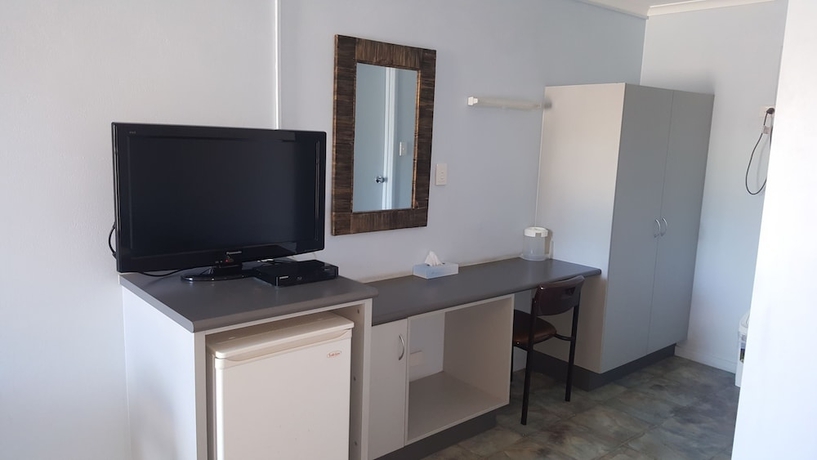 Imagen de la habitación del Hotel Queens Beach Motor. Foto 12