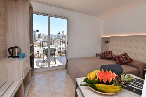 Imagen general del Hotel Queens, Benidorm - Playa Levante. Foto 2