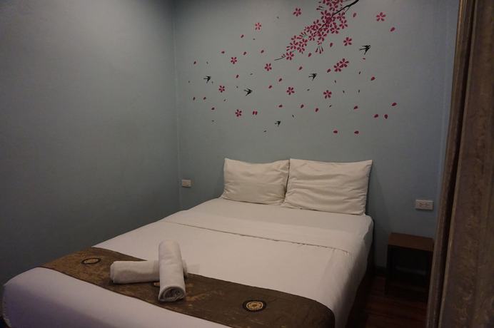 Imagen de la habitación del Hotel Queens, Chum Phae. Foto 9