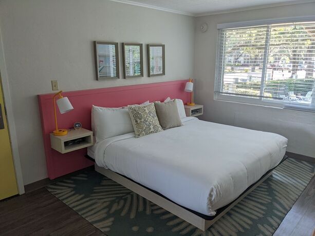 Imagen de la habitación del Hotel Queens Court, Demere Park. Foto 16