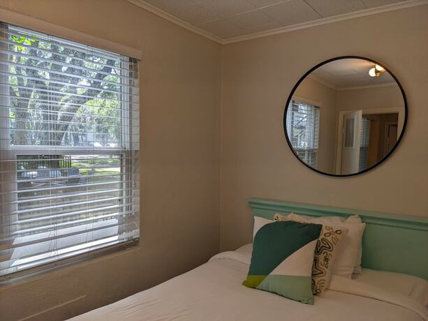 Imagen general del Hotel Queens Court, Demere Park. Foto 6