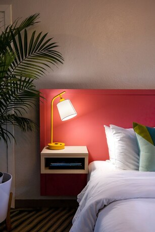 Imagen general del Hotel Queens Court. Foto 2