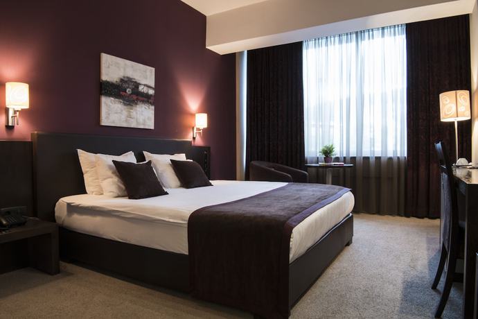 Imagen de la habitación del Hotel Queen\'s. Foto 2