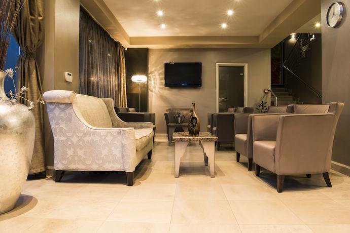 Imagen de los interiores del Hotel Queen\'s. Foto 16