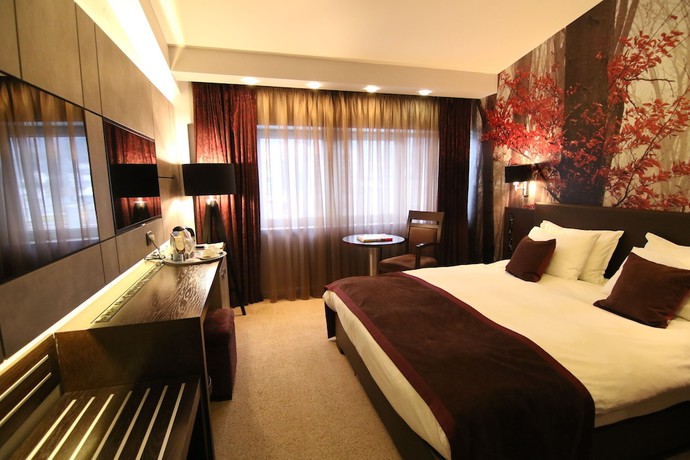 Imagen de la habitación del Hotel Queen\'s. Foto 4