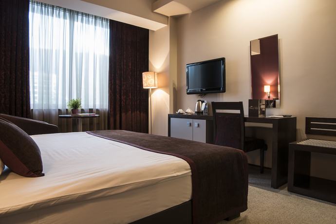 Imagen de la habitación del Hotel Queen\'s. Foto 12