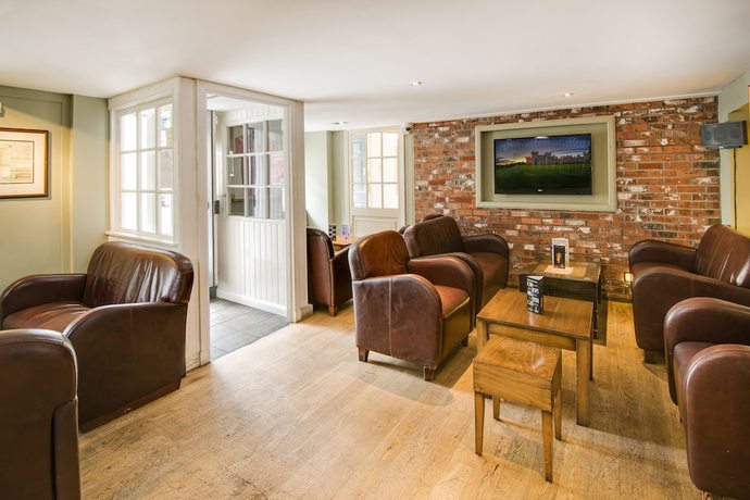 Imagen de los interiores del Hotel Queens Head, Kelso . Foto 7