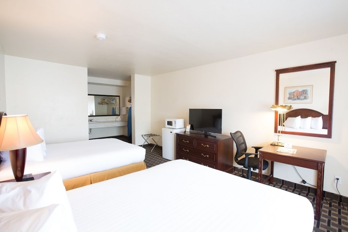 Imagen de la habitación del Hotel Queens Inn Anaheim. Foto 6