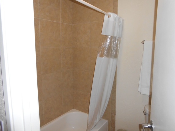 Imagen de la habitación del Hotel Queens Inn Anaheim. Foto 10