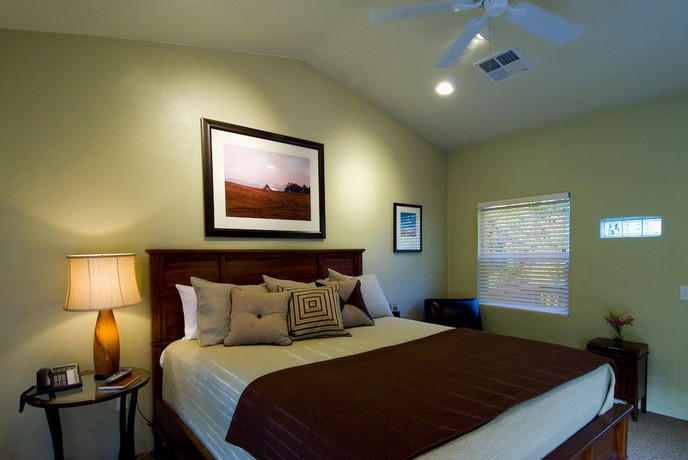 Imagen de la habitación del Hotel Queen\'s Inn By the River. Foto 6