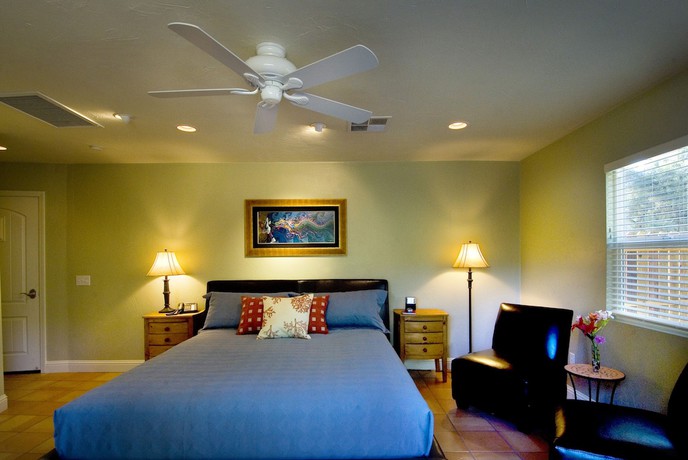 Imagen de la habitación del Hotel Queen\'s Inn By the River. Foto 20
