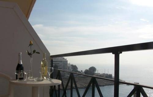 Imagen general del Hotel Queens Leriotis Hotel. Foto 6