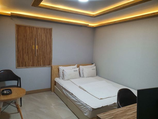 Imagen de la habitación del Hotel Queens Motel Jinju. Foto 7