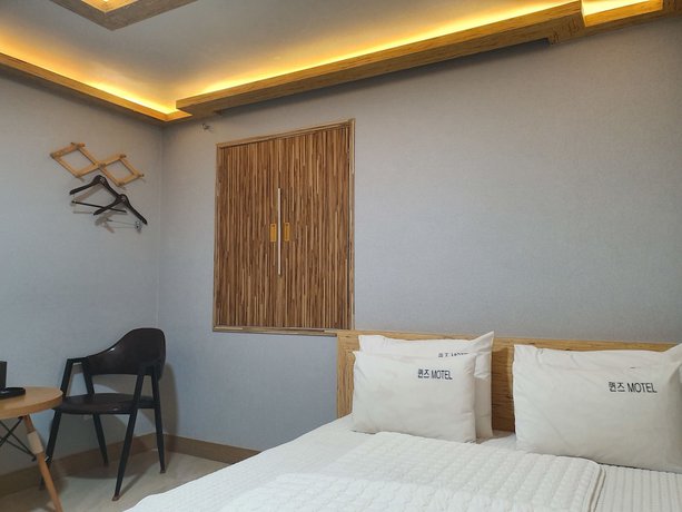 Imagen de la habitación del Hotel Queens Motel Jinju. Foto 10