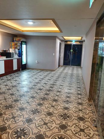 Imagen de los interiores del Hotel Queens Motel Jinju. Foto 17