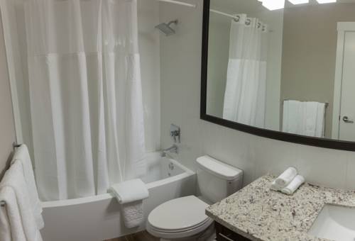 Imagen de la habitación del Hotel Queens, New Westminster. Foto 8