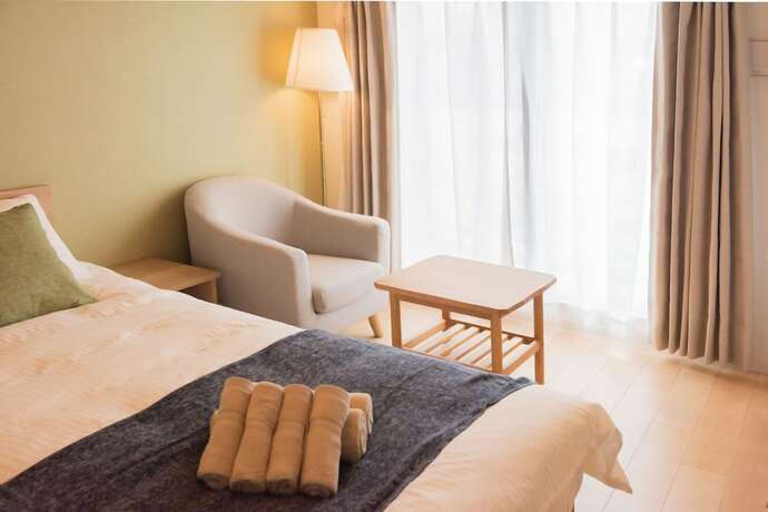 Imagen de la habitación del Hotel Queens Park CK. Foto 13