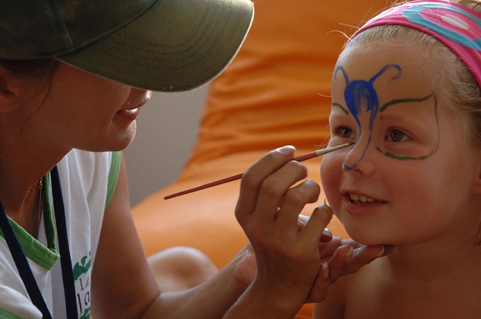 Imagen general del Hotel Queen's Park Le Jardin - All Inclusive. Foto 2