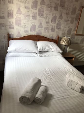 Imagen de la habitación del Hotel Queens Plaza. Foto 3