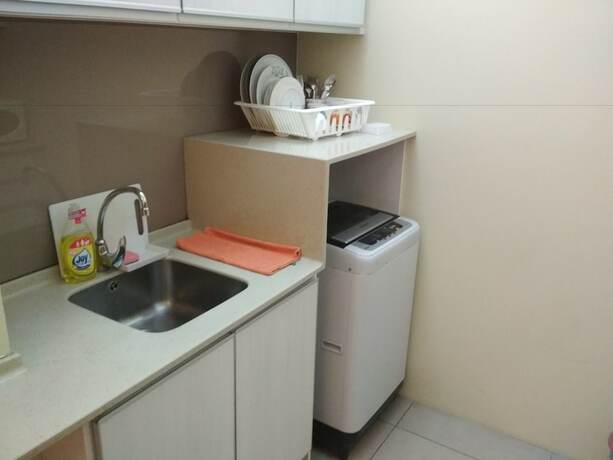 Imagen general del Hotel Queens Service Suite At Swiss Garden Residences. Foto 8