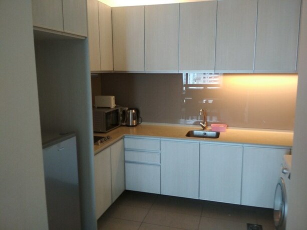 Imagen de la habitación del Hotel Queens Service Suite At Swiss Garden Residences. Foto 25