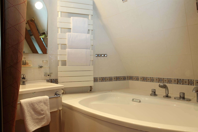 Imagen de la habitación del Hotel Queens, Trocadero. Foto 5