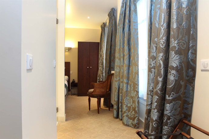 Imagen de la habitación del Hotel Queens, Trocadero. Foto 6