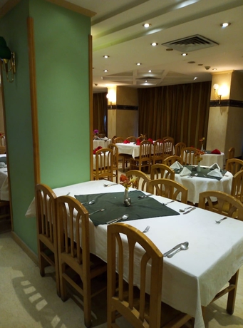 Imagen del bar/restaurante del Hotel Queens Valley , Restaurants, Bars and Spa Luxor. Foto 5