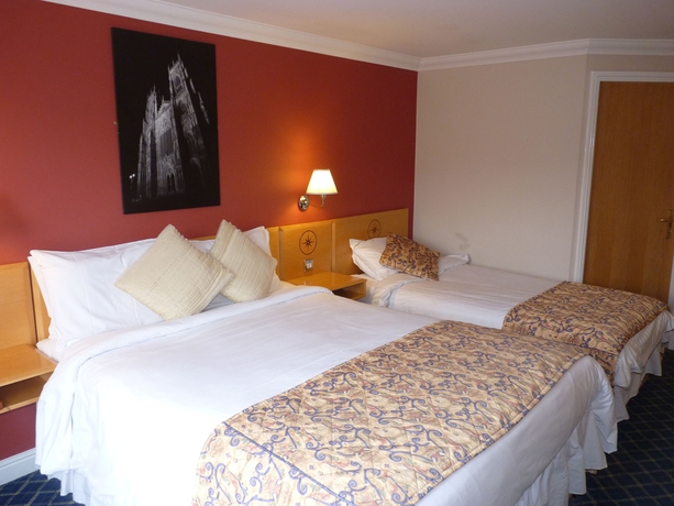 Imagen de la habitación del Hotel Queens, York. Foto 7
