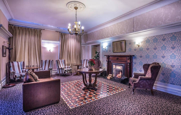 Imagen de los interiores del Hotel Queens and Nightclub. Foto 9