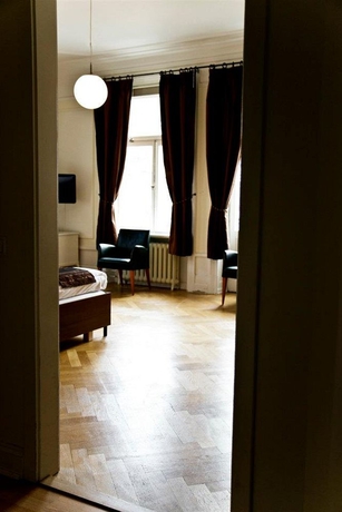 Imagen de la habitación del Hotel Queen's by First Hotels. Foto 4