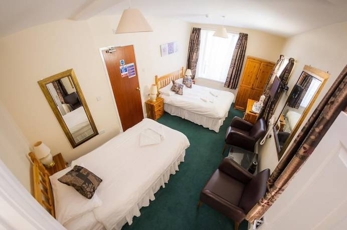 Imagen de la habitación del Hotel Queensbridge. Foto 7