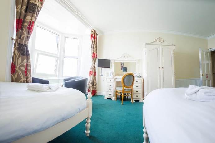 Imagen de la habitación del Hotel Queensbridge. Foto 14