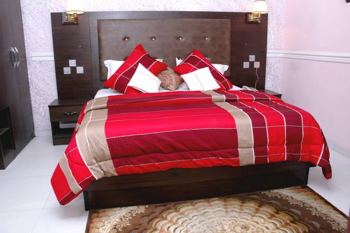 Imagen de la habitación del Hotel Queensgate Continental And Suites. Foto 14