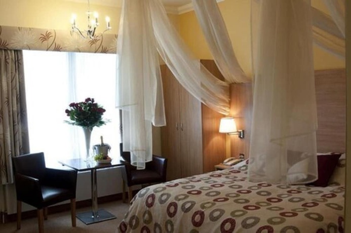 Imagen de la habitación del Hotel Queensgate. Foto 12