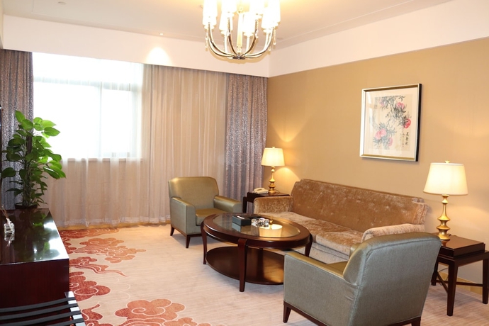 Imagen de la habitación del Hotel Queensir International. Foto 9