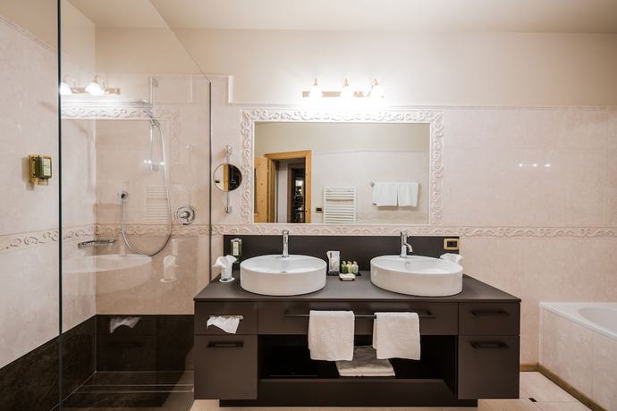 Imagen de la habitación del Hotel Quelle Nature Spa Resort. Foto 5