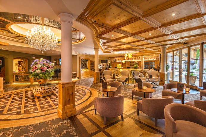 Imagen de los interiores del Hotel Quelle Nature Spa Resort. Foto 19