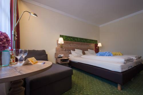 Imagen de la habitación del Hotel Quellenhof, Bad Birnbach. Foto 8